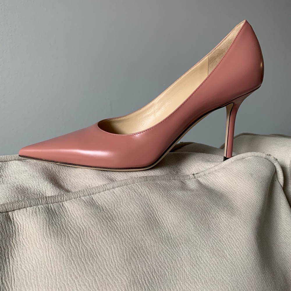 NIB Jimmy Choo Love 85 Blush in liquid leather